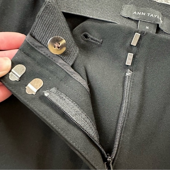 Ann Taylor Skinny Stretch Ankle Length Black Trousers with Elastic Waist - Picture 3 of 6